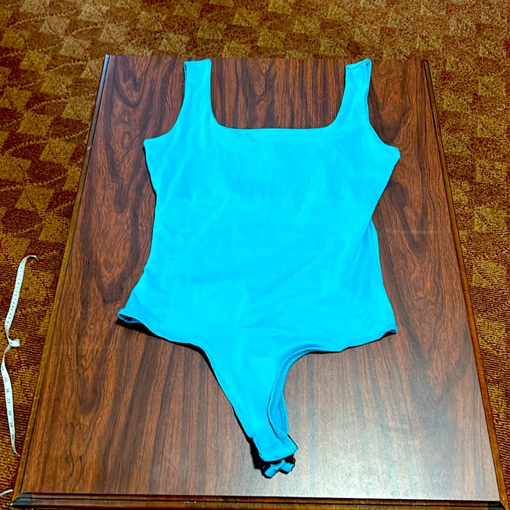 Women’s small NWOT Lelis bodysuit